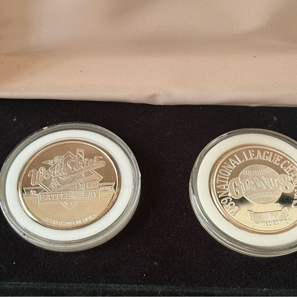 Limited Edition 1989 American League Champions Coins - Picture 3 of 3
